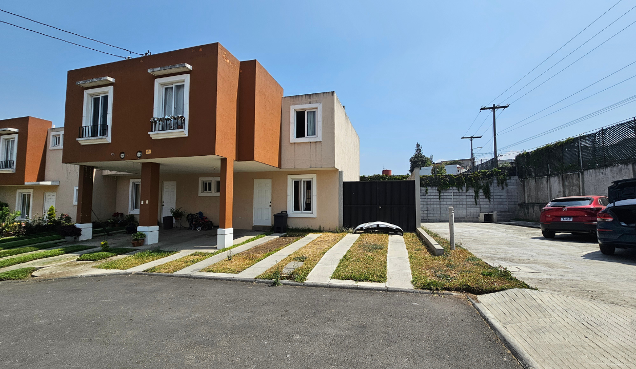 CASA EN VENTA CONDADO LINDA VISTA